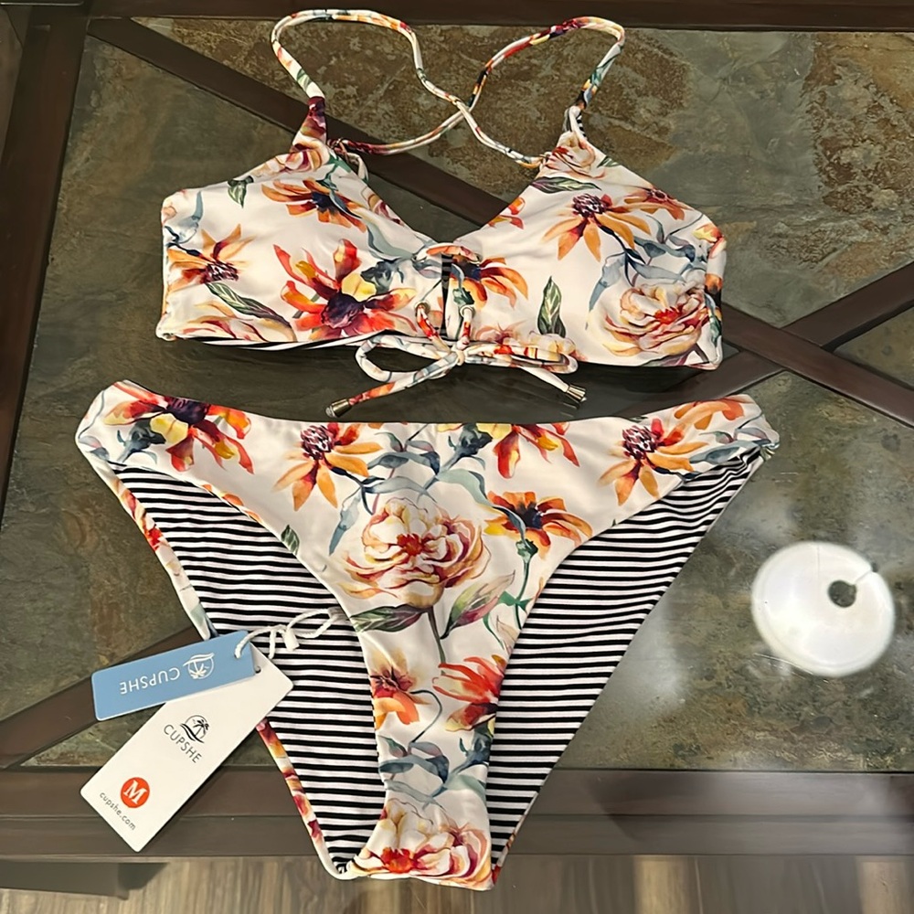 NWT Cupshe reversible swimsuit